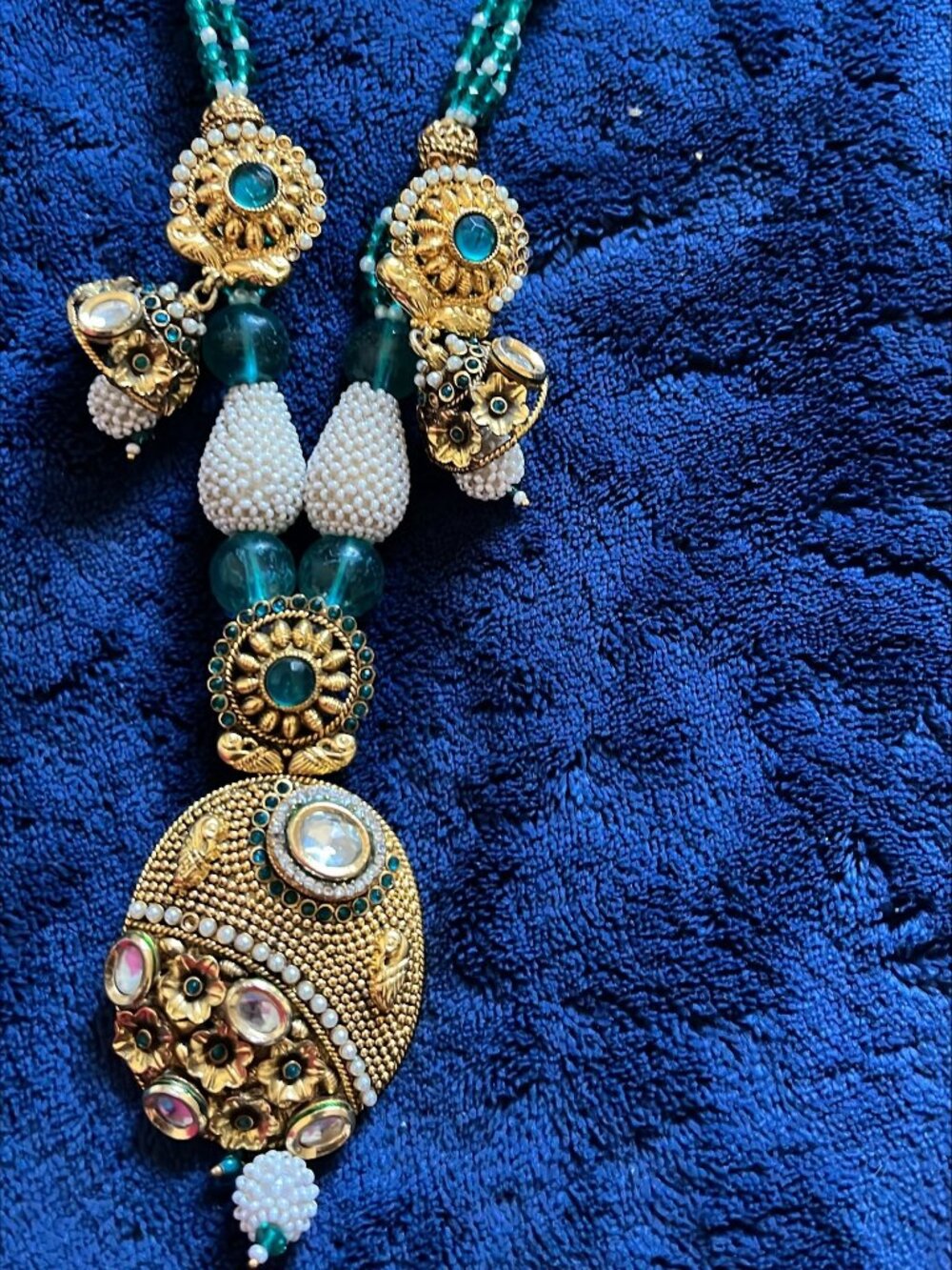 Traditional Necklace and Earrings Set